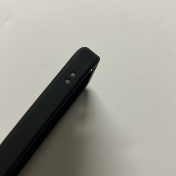 Torras Case for Apple iPhone 12/12 Pro - Picture 6 of 7